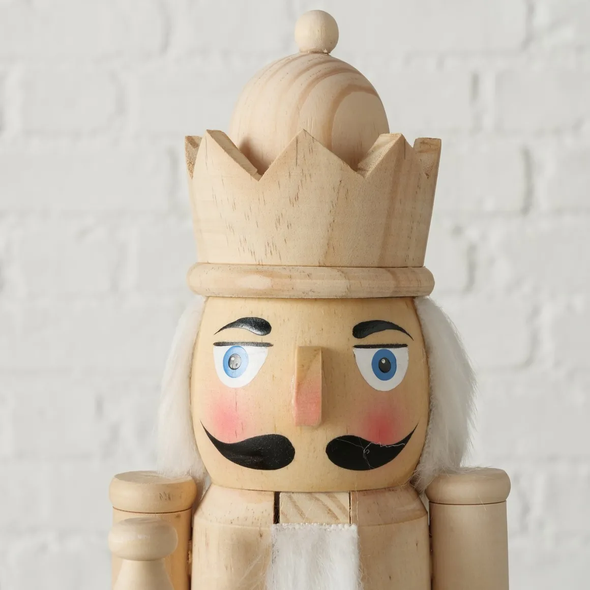 Deko Nußknacker Havre, Holzfigur mit Helm und Schwert, 38cm, Holz, Boltze Home Collections