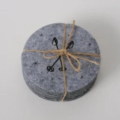 Filz Untersetzer Mountains Skistöcke, Ø10cm, Boltze Home Collections