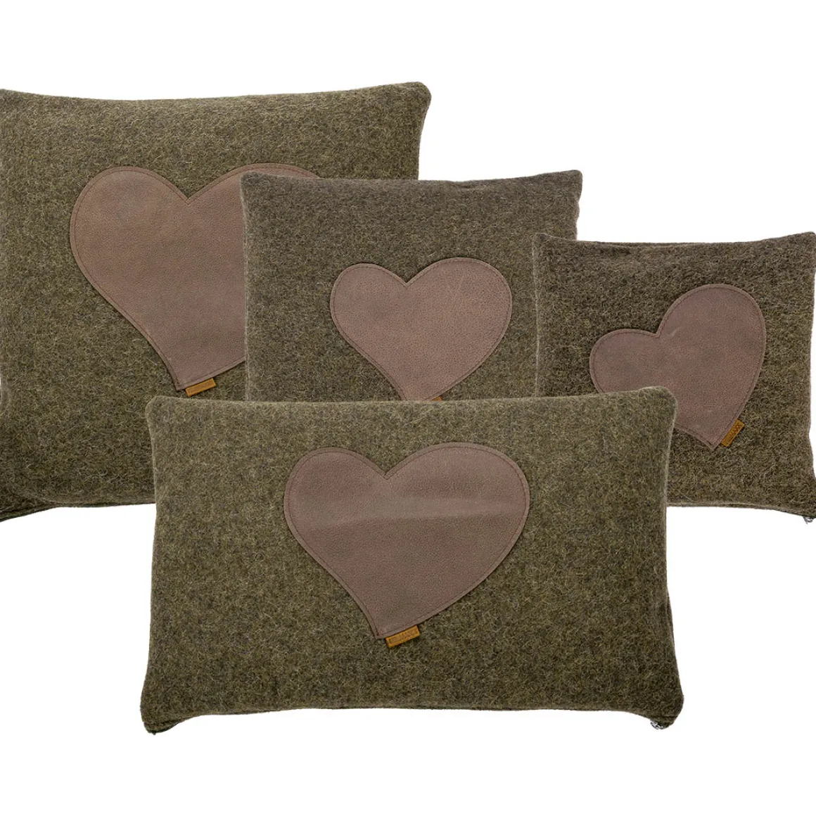 Landhaus Loden Kissen "Herzerl" moosgrünes Filzkissen mit Lederapplikation Herz, 42x42cm