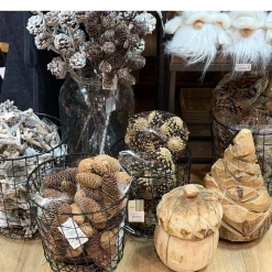 Naturdeko Tannenzapfen im Netz, 150gr, Naturzapfen